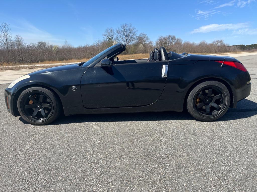 2006 Nissan 350Z Roadster Grand Touring's photo