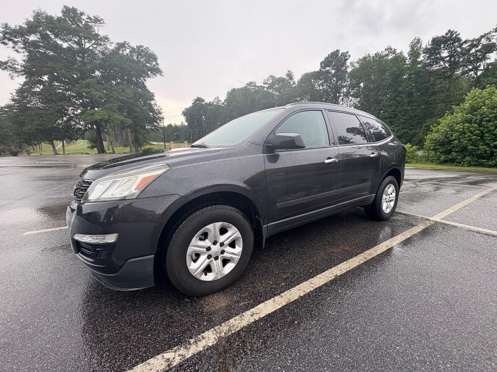 2016 Chevrolet Traverse LS's photo