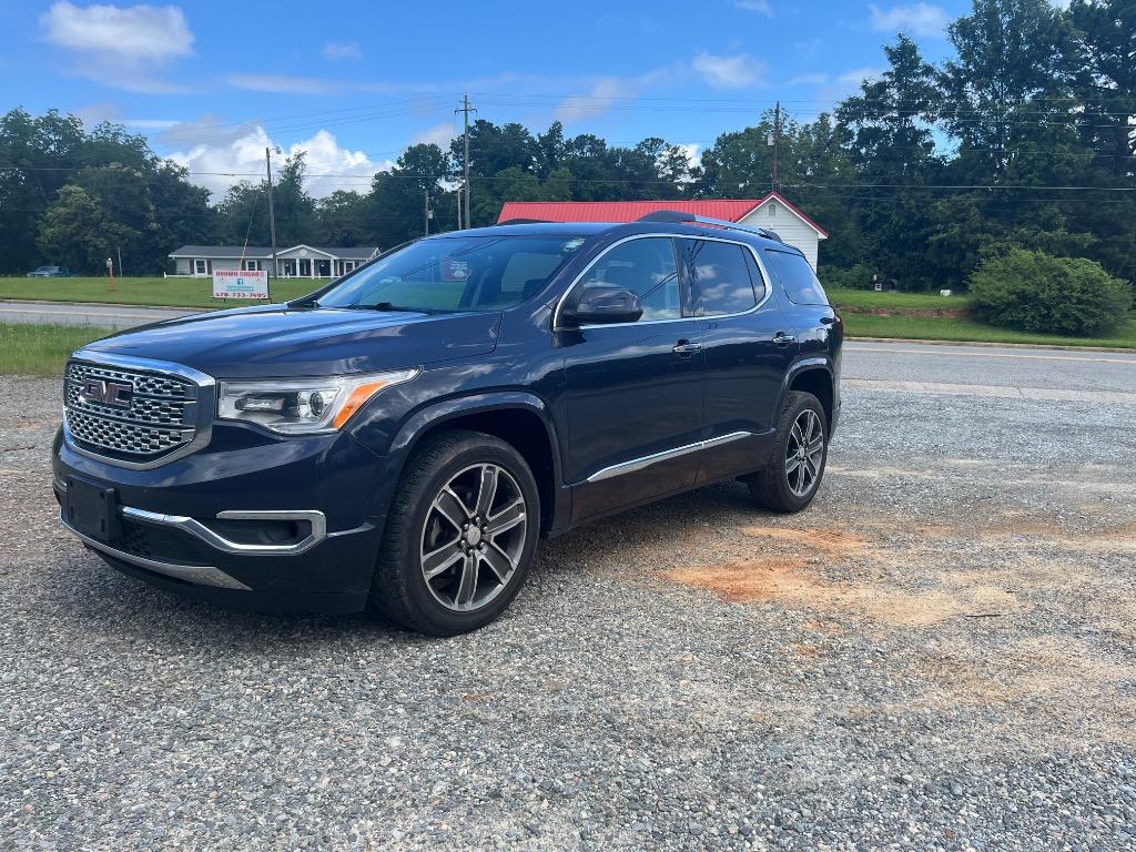 2018 GMC Acadia Denali's photo