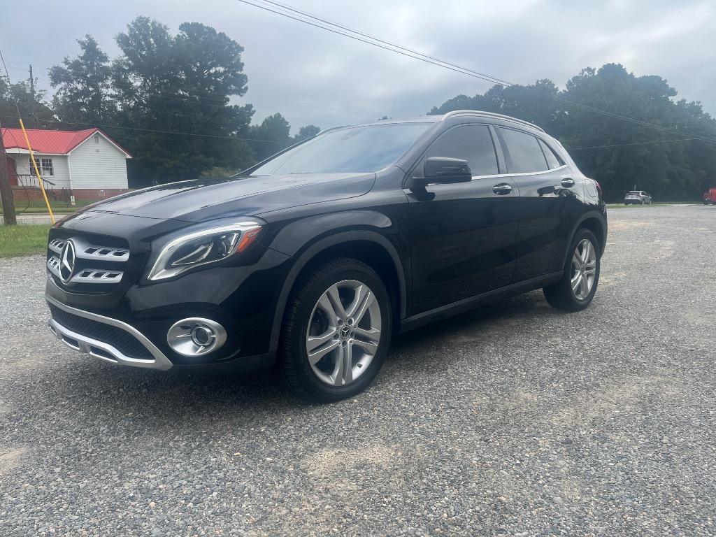 2020 Mercedes-Benz GLA GLA250's photo
