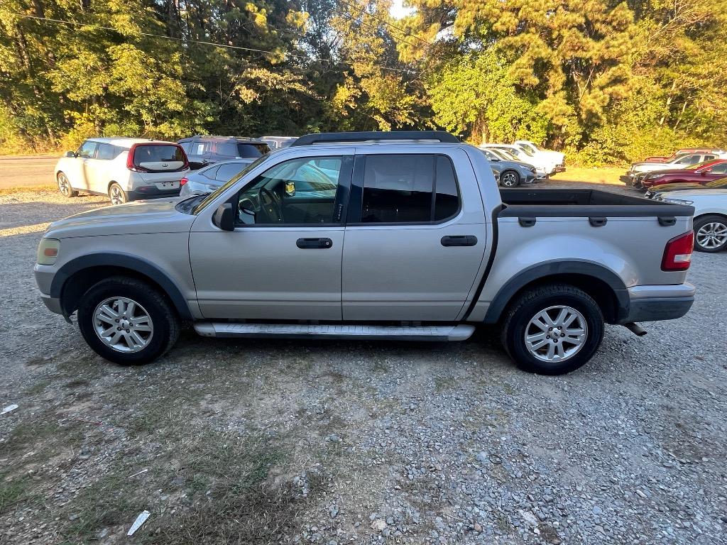 2008 Ford Explorer Sport Trac XLT's photo