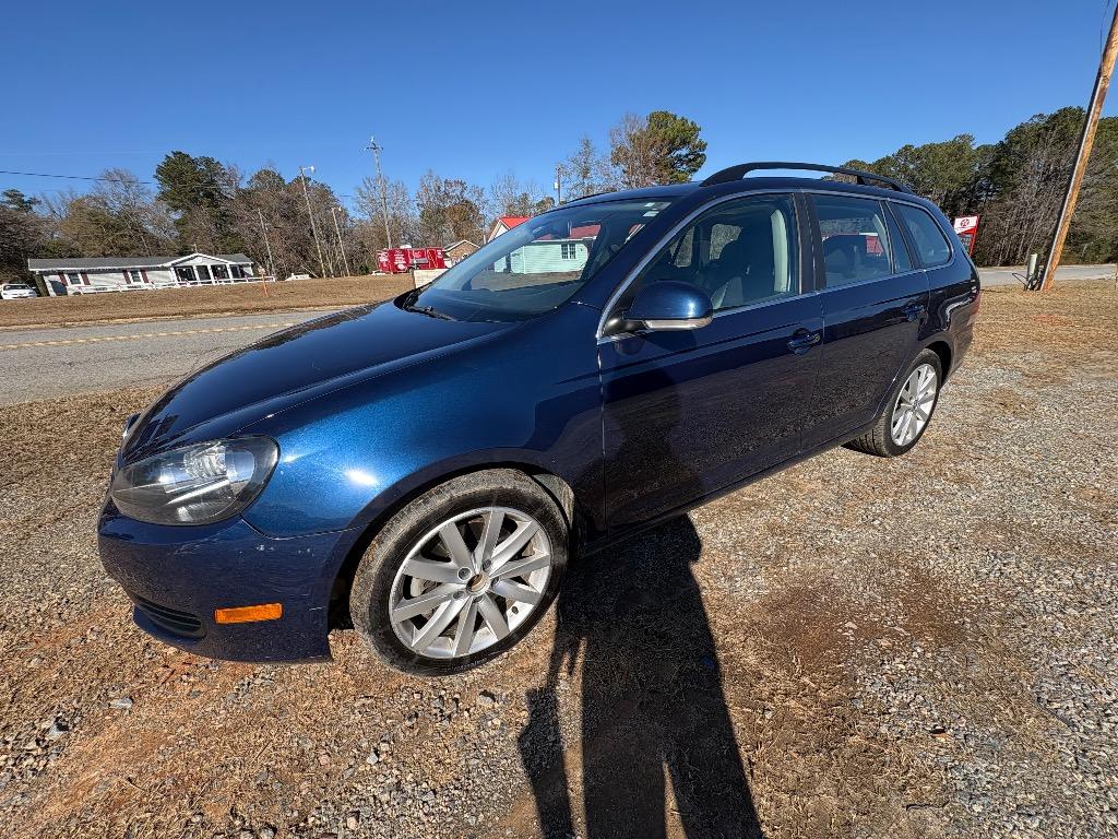 2013 Volkswagen Jetta SportWagen TDI's photo