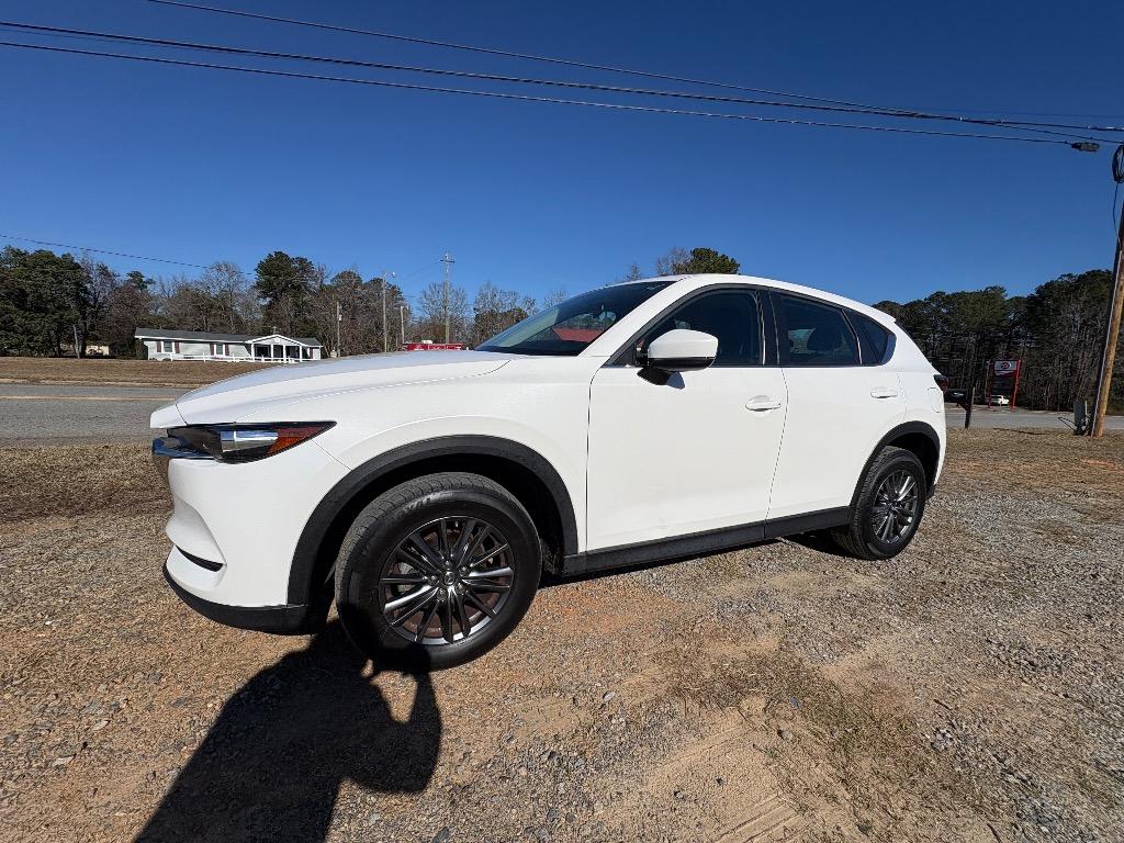 2019 Mazda CX-5 Sport's photo